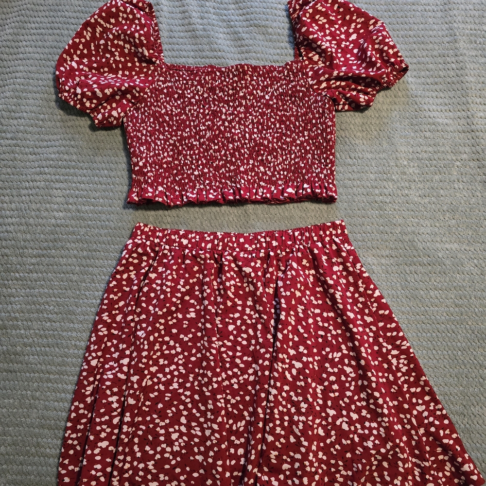 SHEIN Red and White Patterned Midi Dress
